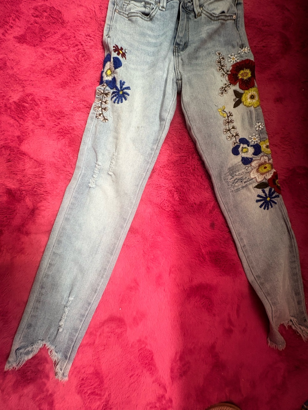 Light Wash Embroidered Women’s Jeans - Floral Detail - Picture 2 of 8